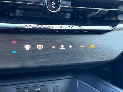 Certified 2025 Nissan Murano SV image 23