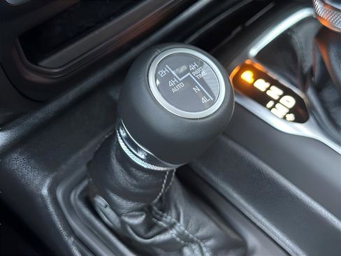 Used 2024 Jeep Wrangler High Altitude image 12