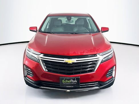 Used 2023 Chevrolet Equinox LT image 2