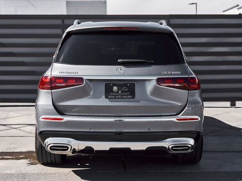 Used 2025 Mercedes-Benz Maybach GLS 600 4MATIC image 17