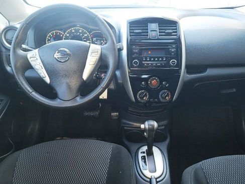Used 2015 Nissan Versa Note SV FWD image 18