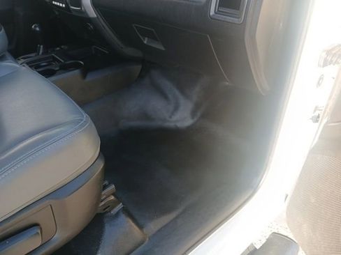 Used 2016 RAM 5500 Tradesman w/ Power Accessory Group image 23