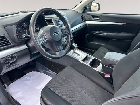 Used 2014 Subaru Outback 2.5i image 10