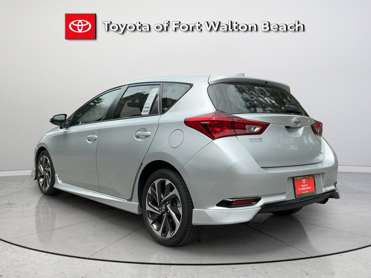 Used 2016 Scion iM FWD image 4