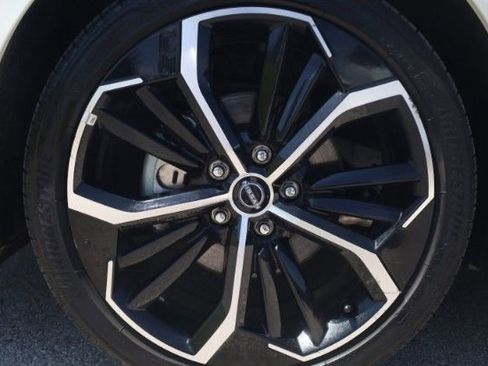 Used 2025 Nissan Altima 2.5 SR FWD image 6
