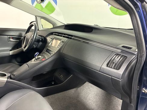 Used 2014 Toyota Prius Four image 27