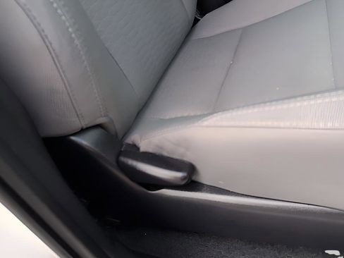 Used 2019 Toyota Tacoma 2WD Double Cab image 37