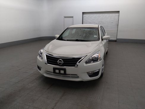 Used 2014 Nissan Altima 2.5 S FWD image 15
