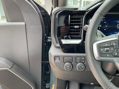 New 2026 Chevrolet Silverado 1500 LT w/ Texas Edition Plus image 18