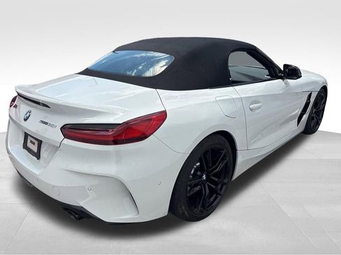 Used 2024 BMW Z4 sDrive30i w/ Premium Package image 4