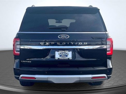Certified 2023 Ford Expedition Limited image 4
