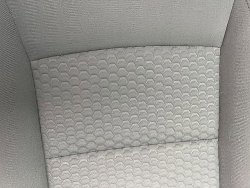 Used 2018 GMC Terrain SLE image 33