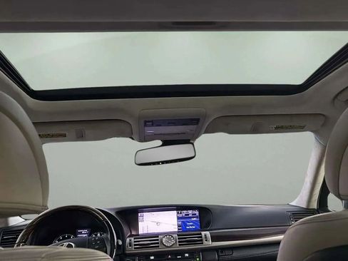 Used 2013 Lexus LS 460 L image 30