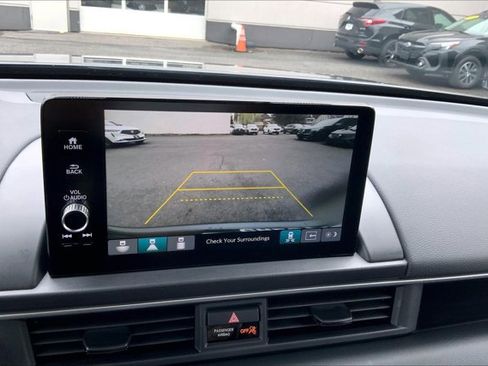 Used 2025 Honda Pilot Touring image 21