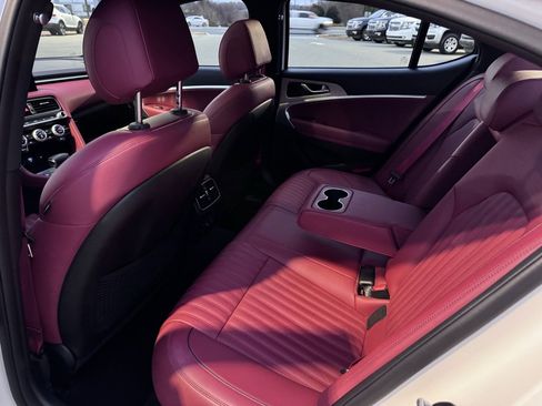 Used 2023 Genesis G70 2.0T w/ Sport Prestige Package image 20