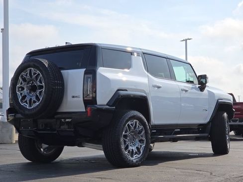 Used 2025 GMC Hummer EV 3X AWD/4WD image 17
