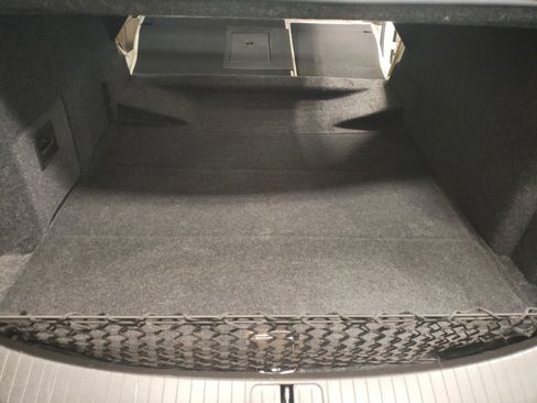 Used 2013 Cadillac XTS Premium image 15