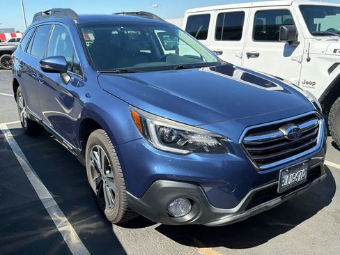 Used 2019 Subaru Outback 3.6R Limited AWD/4WD image 3