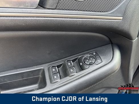 Used 2022 Ford Edge SEL image 7