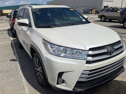 Certified 2019 Toyota Highlander XLE