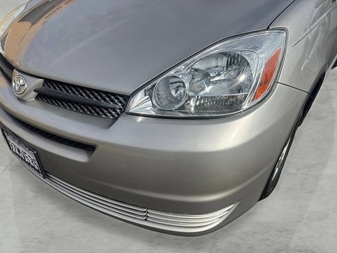 Used 2004 Toyota Sienna LE FWD image 28