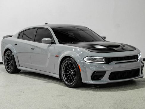 Used 2021 Dodge Charger Scat Pack RWD image 4