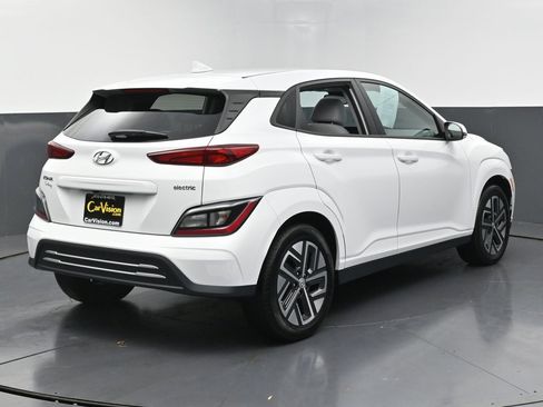 Used 2023 Hyundai Kona SEL image 5