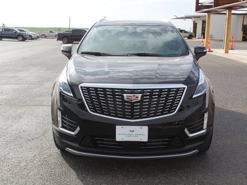 Used 2024 Cadillac XT5 Premium Luxury w/ Technology Package FWD image 10