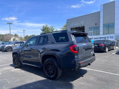 Used 2025 Toyota 4Runner TRD Off-Road Premium w/ Tow Technology Package image 6