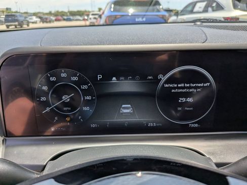 Certified 2025 Kia Seltos EX FWD image 34