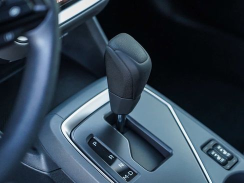 New 2025 Subaru Crosstrek 2.5i Premium image 19