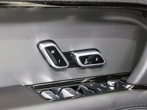 Used 2024 Land Rover Range Rover Sport SE AWD/4WD image 21