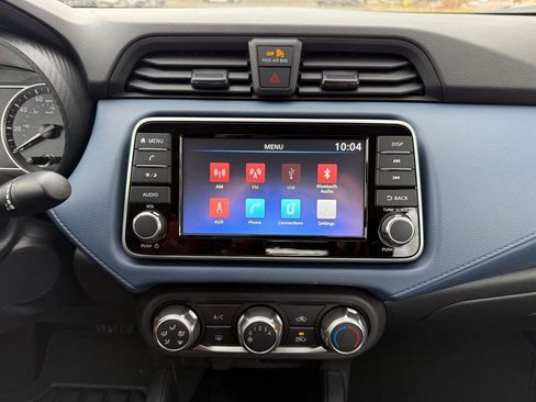 New 2025 Nissan Versa SV image 33