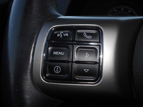Certified 2016 Jeep Patriot High Altitude AWD/4WD image 11