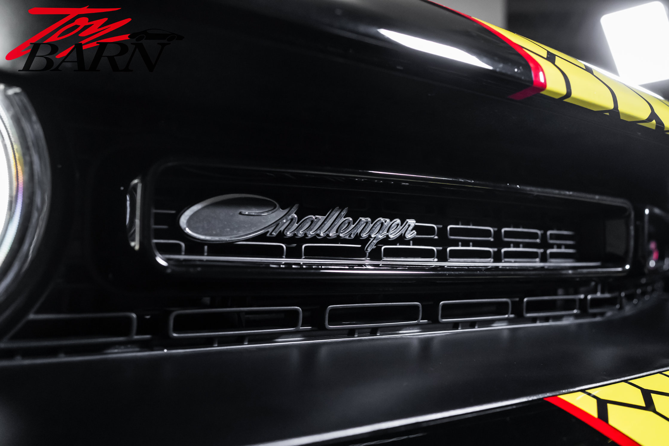 Used 2023 Dodge Challenger R/T Scat Pack RWD image 9