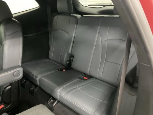 Used 2024 Buick Enclave Premium FWD image 12