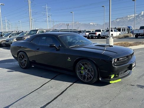 Used 2017 Dodge Challenger R/T Scat Pack image 31