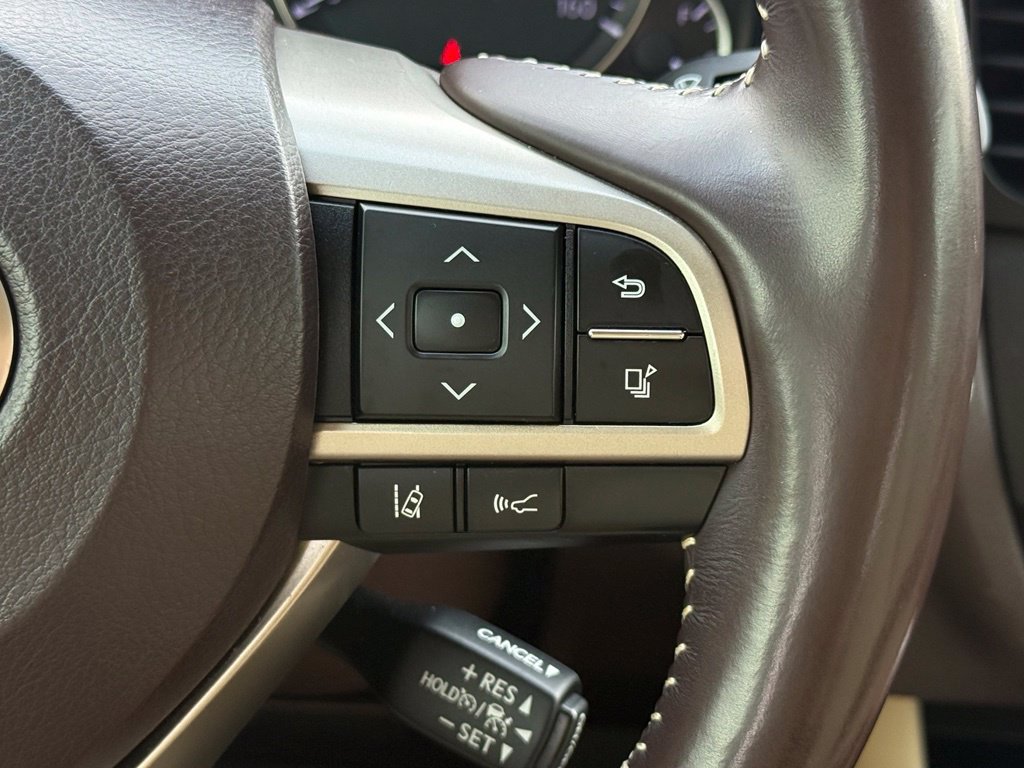Used 2018 Lexus RX 350L FWD w/ Premium Package image 21