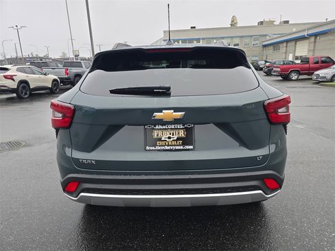 New 2026 Chevrolet Trax LT image 4
