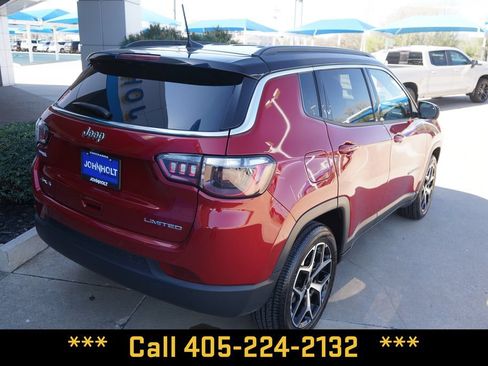 Used 2025 Jeep Compass Limited AWD/4WD image 11
