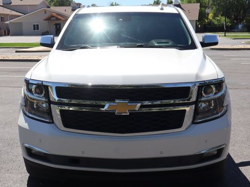 Used 2020 Chevrolet Tahoe Premier AWD/4WD image 12