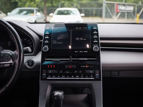 Used 2020 Toyota Avalon XLE w/ Moonroof Package FWD image 25