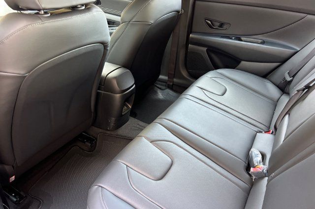 New 2026 Hyundai Elantra SEL Sport FWD image 11