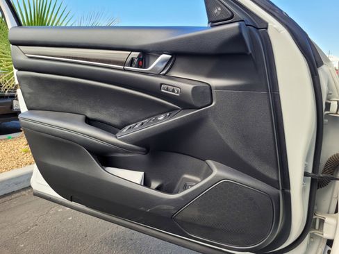 Used 2020 Honda Accord EX-L image 24