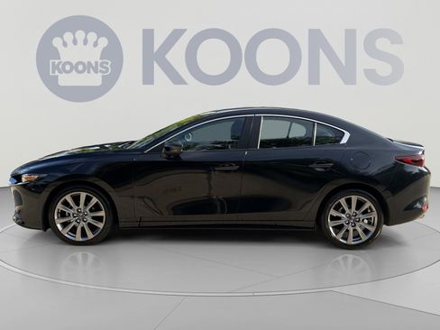 Used 2024 MAZDA MAZDA3 s FWD image 2