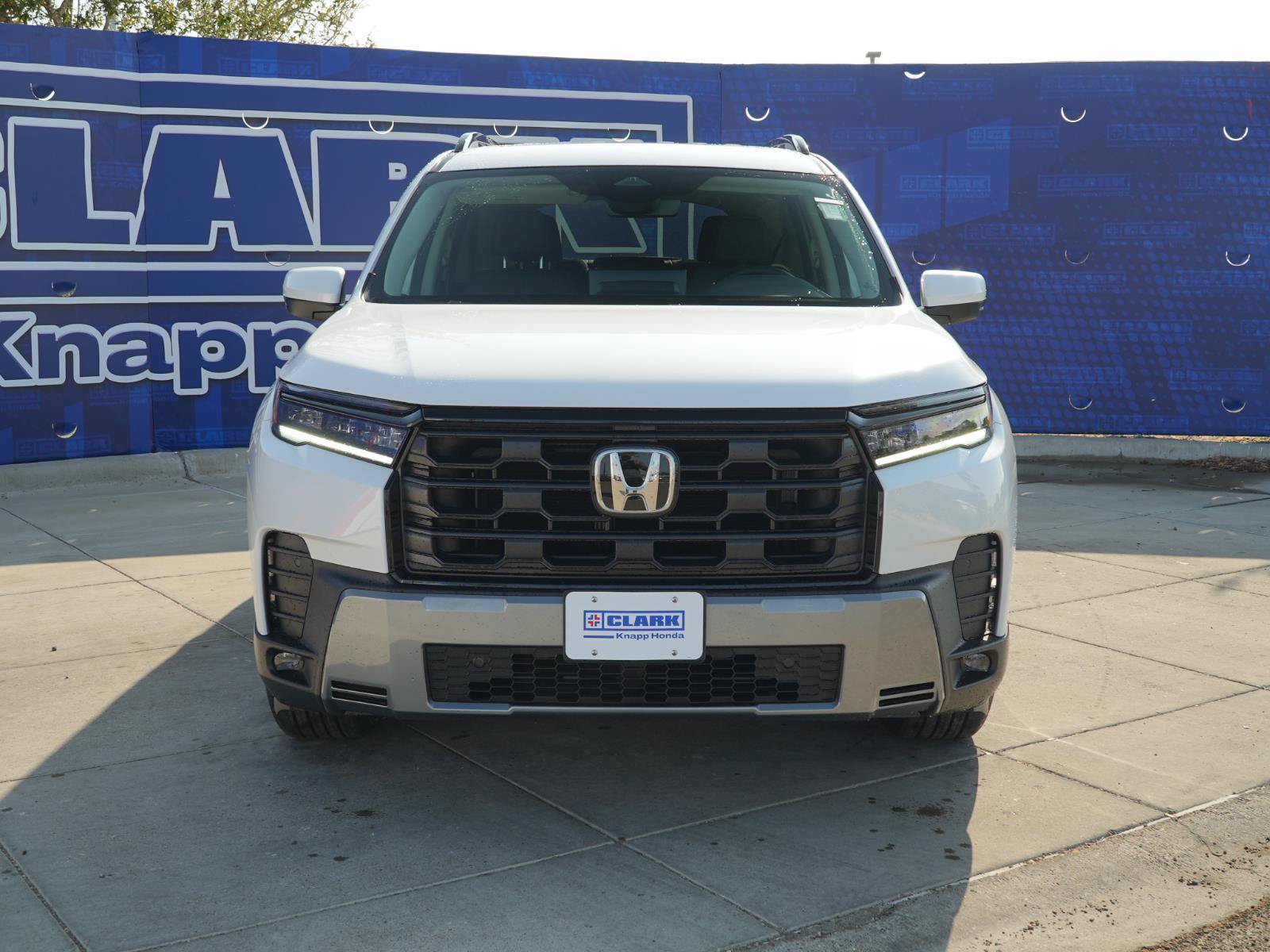 Used 2026 Honda Pilot EX-L image 3
