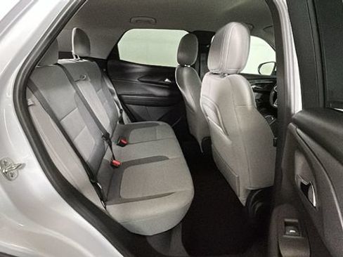 Used 2024 Chevrolet TrailBlazer LT w/ Convenience Package AWD/4WD image 29