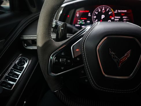 Used 2024 Chevrolet Corvette Z06 image 19