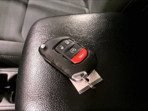 Used 2021 Jeep Gladiator Sport AWD/4WD image 11