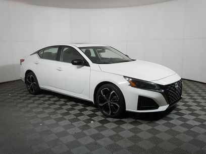 Used 2024 Nissan Altima 2.5 SR